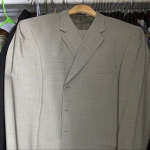 Men’s suit